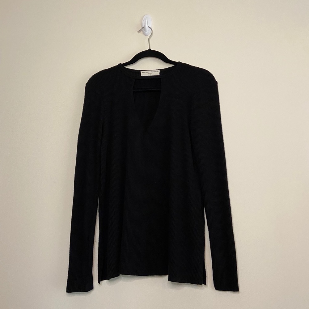 UO+PROJECT SOCIAL T Black Cutout Long Sleeve Top - Picture 3 of 10